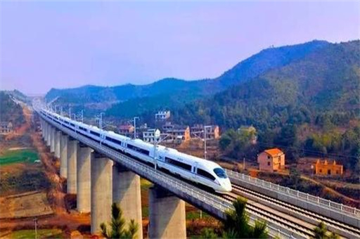 湖南鐵路工程施工總承包資質(zhì)標(biāo)準(zhǔn)(圖1) 湖南鐵路工程施工總承包資質(zhì)標(biāo)準(zhǔn)(圖1)
